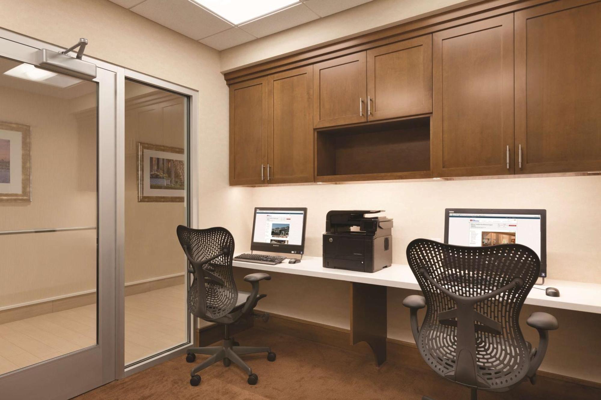 Hilton Garden Inn Boston Logan Airport Eksteriør bilde